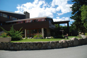 Гостиница Village Club d' Yravals  Латур-Де-Кароль